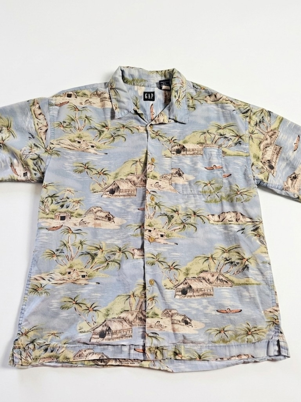 Vintage Y2K Gap Tropical Island Print Hawaiian Shirt